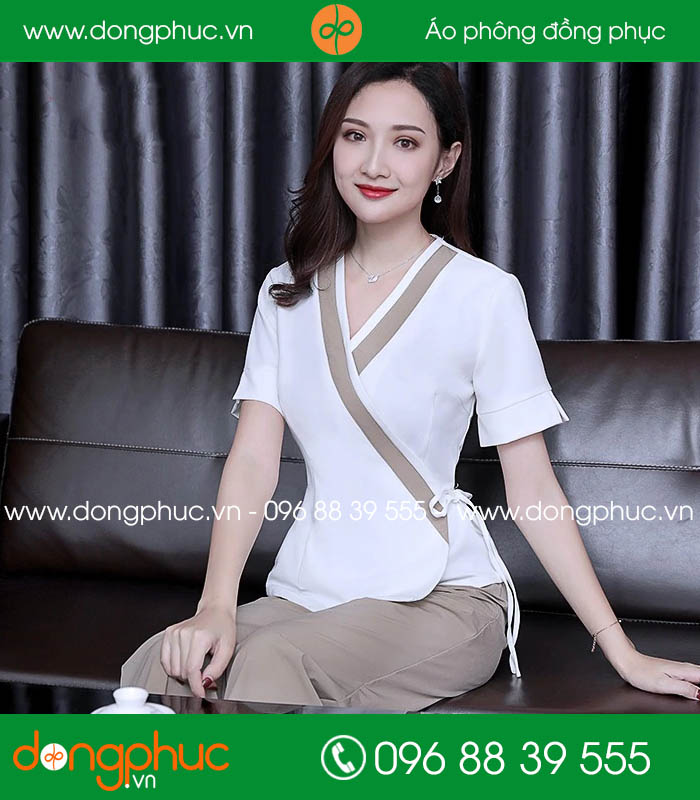 đồng phục spa màu trắng phối hồng nhạt